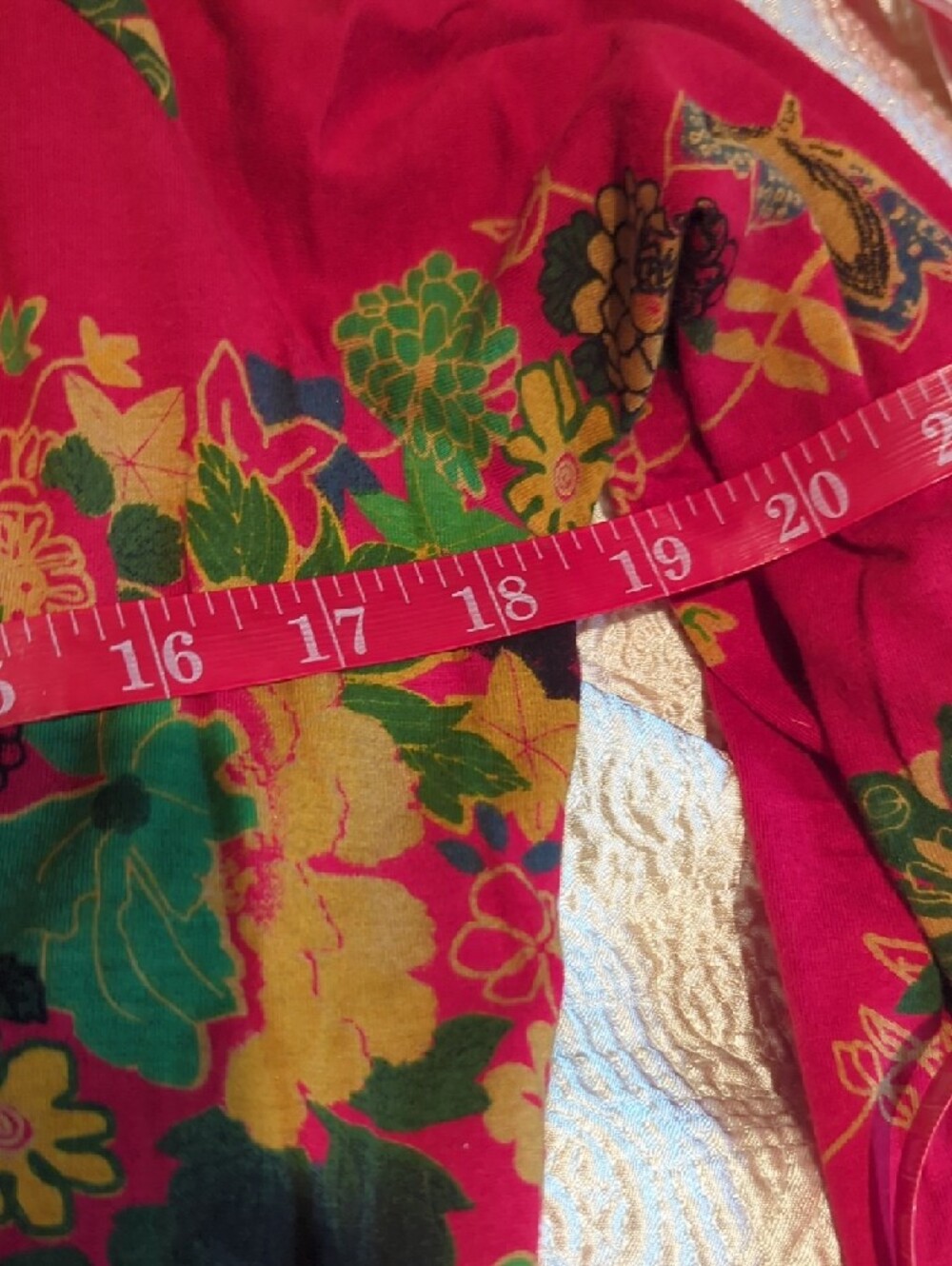 Vibrant Stretch Cotton Mixed-Print V-Neck Tunic With Illustrated Face Detail - Picture 8 of 12